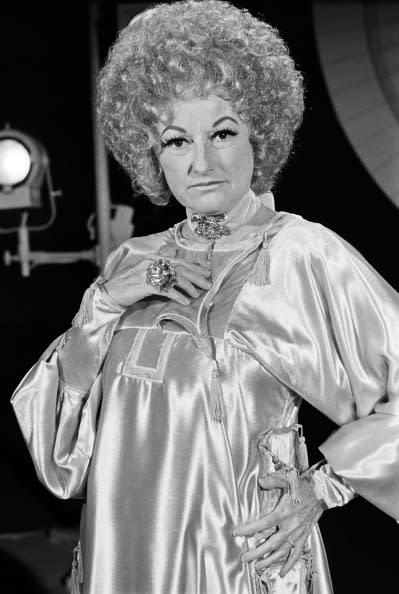 Phyllis Diller Dead at 95