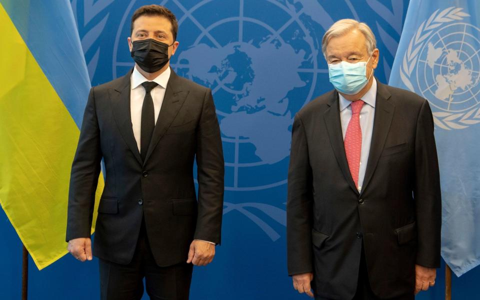UN Secretary-General Antnio Guterres, right, poses with Ukraine's President Volodymyr Zelenskiy - Eskinder Debebe/United Nations via AP