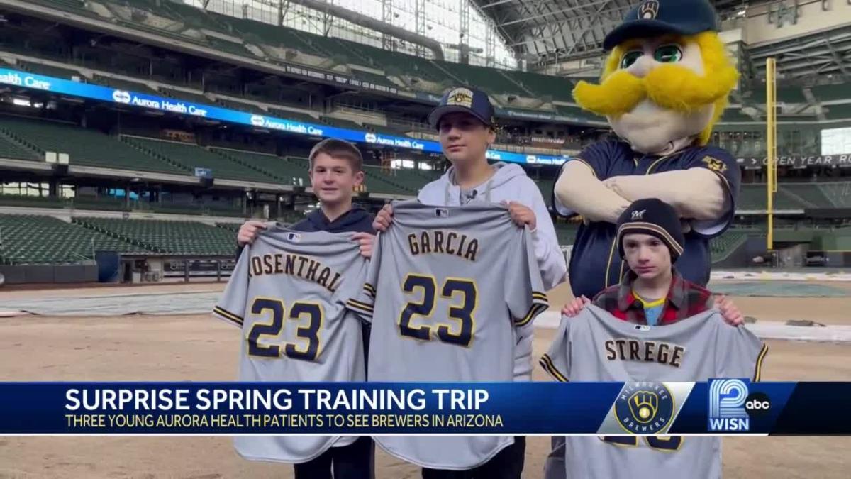 Algoma boy's trip to Brewers spring training turns him into a fan