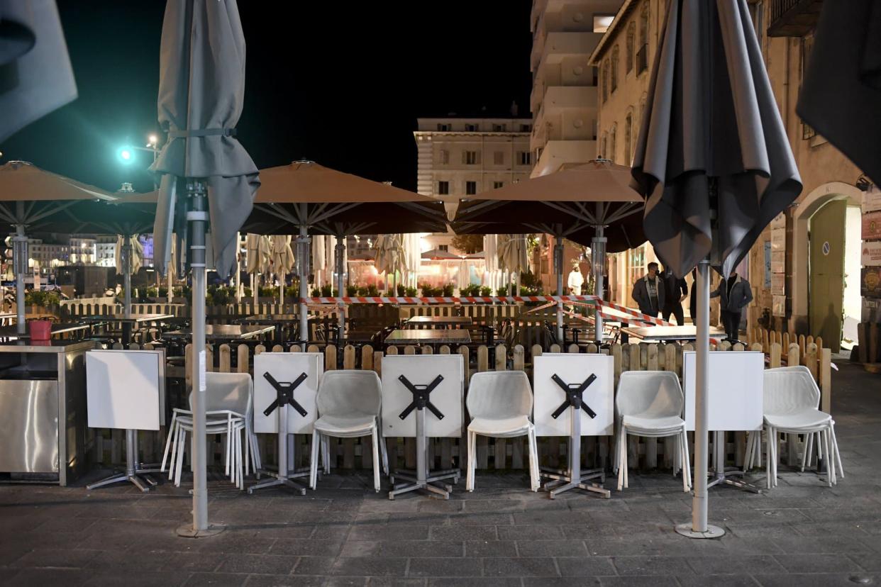 Un bar fermé à Marseille, le 27 septembre 2020. - NICOLAS TUCAT