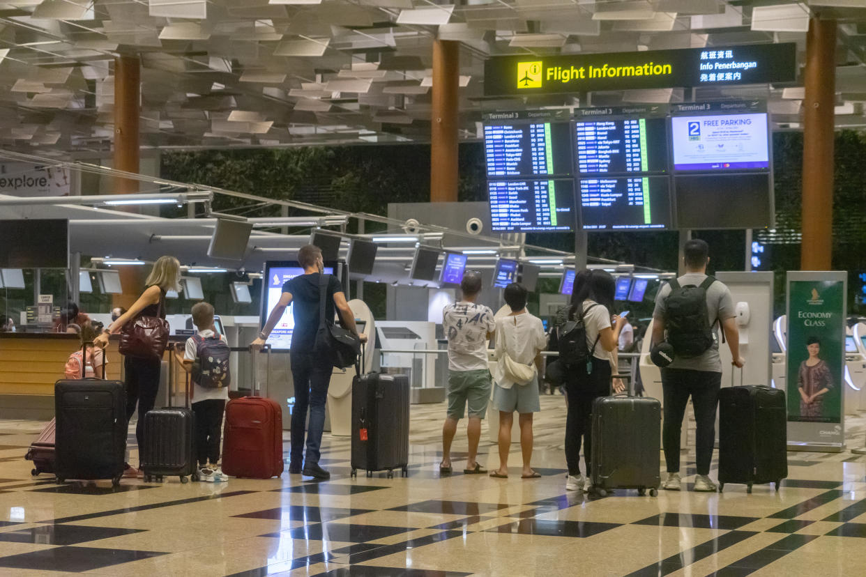 Why Singapore is choosing to wait before pushing panic button on Omicron. (PHOTO: Getty Creative)