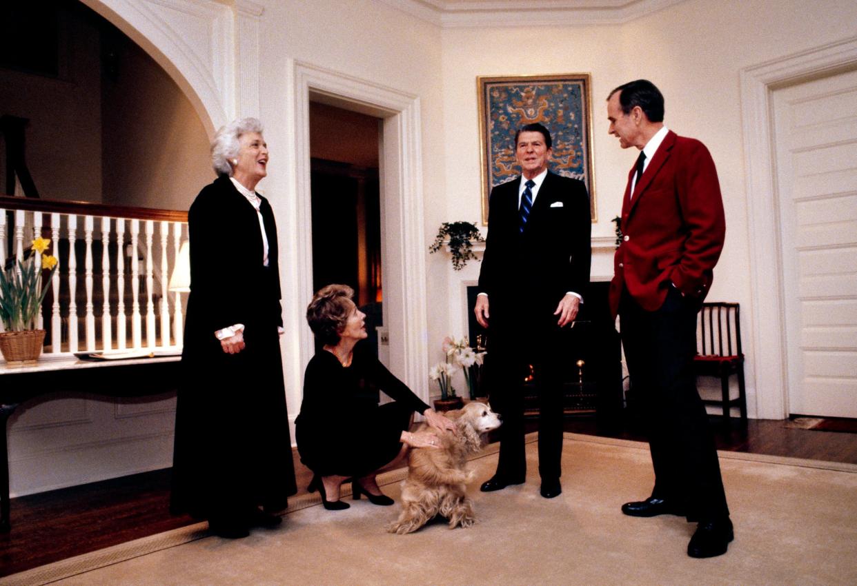 Bushes and Reagans in VP home