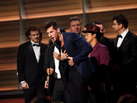 Musician Mark Ronson accepts the Best Record of the Year award during the 58th Grammy Awards in Los Angeles, California February 15, 2016. REUTERS/Mario Anzuoni