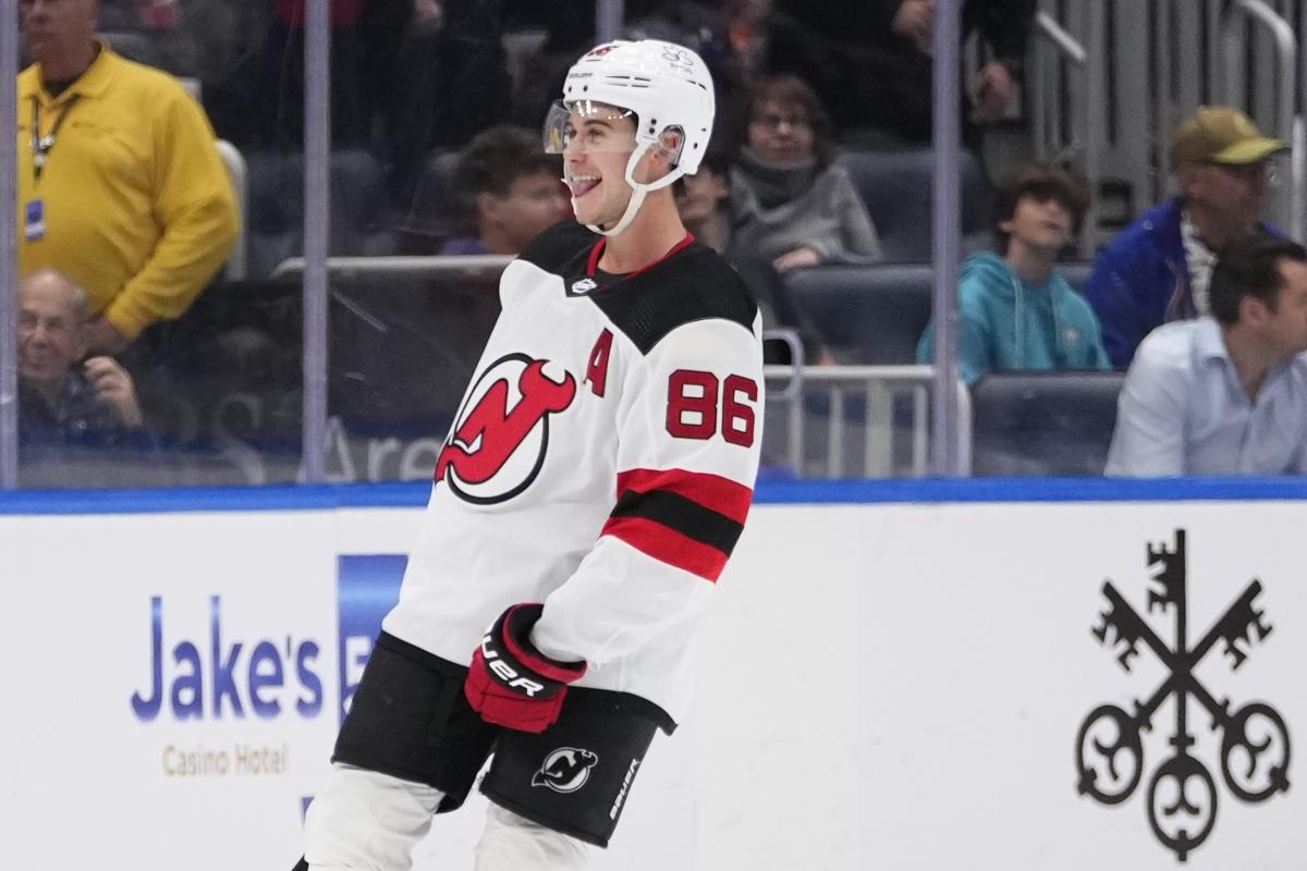 Detroit Red Wings want Jack Hughes bad. And here's why