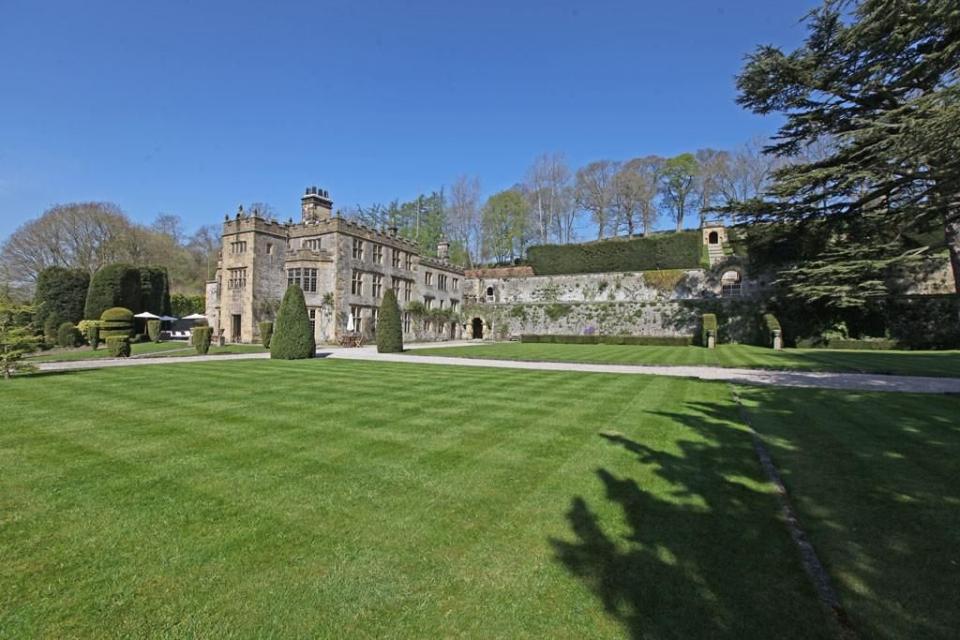 <p>Situated on the banks of the River Wye, this historic home in Derbyshire is like something from a fairy tale. It's filled with pretty period features, traditional <a href="https://www.housebeautiful.com/uk/decorate/looks/a40152528/uk-top-dream-interior-styles/" rel="nofollow noopener" target="_blank" data-ylk="slk:interiors;elm:context_link;itc:0;sec:content-canvas" class="link ">interiors</a>, high ceilings, stone floors and rustic wooden beams. Anyone else wish this could be their home?</p><p>This property is currently on the market for £3,750,000 with Caudwell & Co via <a href="https://www.rightmove.co.uk/properties/114135641#/" rel="nofollow noopener" target="_blank" data-ylk="slk:Rightmove;elm:context_link;itc:0;sec:content-canvas" class="link ">Rightmove</a>.</p>