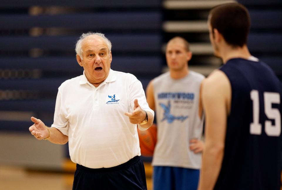 After leading Villanova to a national title, Rollie Massimino started the Northwood University (now Keiser) basketball program in 2006. (Lannis Waters/The Palm Beach Post)