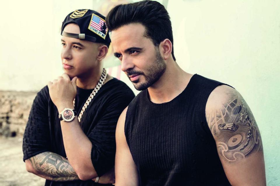 1. Luis Fonsi feat. Daddy Yankee "Despacito"