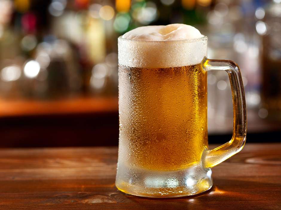 Una investigadora española recomienda consumir cerveza como parte de una alimentación saludable, ya que aporta beneficios en la microbiota intestinal y en el metabolismo. (Foto: Getty)