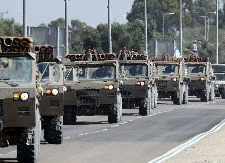 Un convoy militar israelí en el área de Sderot