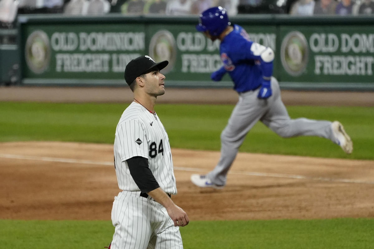 Willson Contreras' epic bat toss leads to White Sox looking like