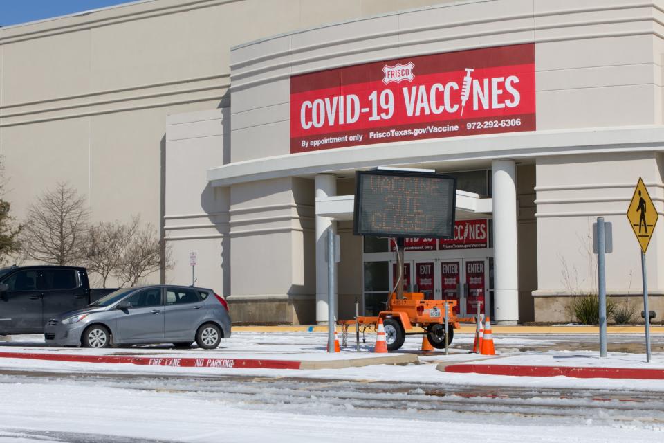 FRISCO, Feb. 19, 2021 -- Photo taken on Feb. 19, 2021 shows a closed COVID-19 vaccine center in Frisco, Texas, the United States.
  U.S. COVID-19 vaccine rollout has been hindered by power outages amid the ongoing winter storms in much of the country, with nearly all states experiencing shipment delays. (Photo by Dan Tian/Xinhua via Getty) (Xinhua/Dan Tian via Getty Images)