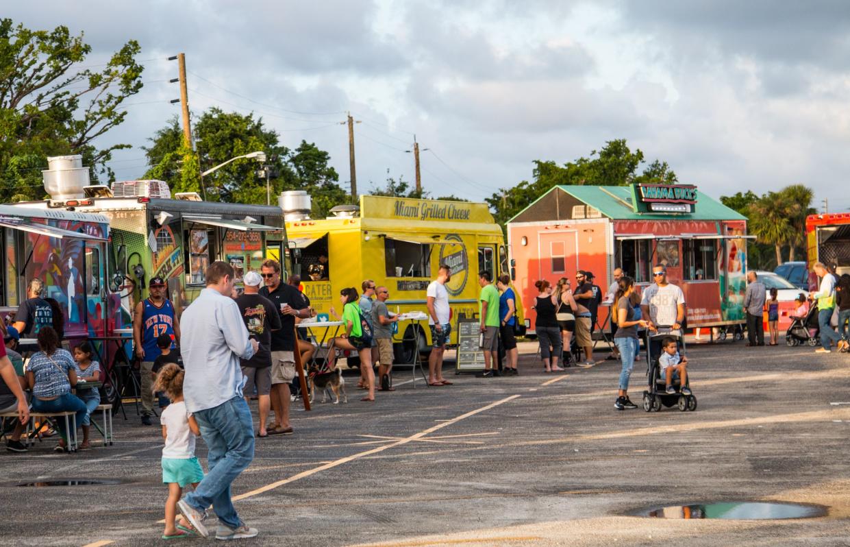 Margate, FL, USA, October 14th, 2017: local artisan every monthly market and food ruck venue