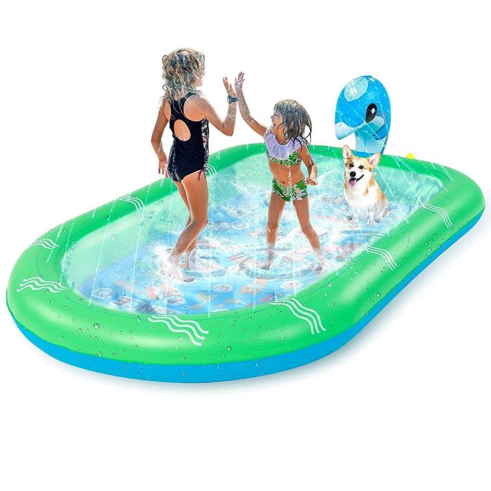 8) Inflatable Sprinkler Pool