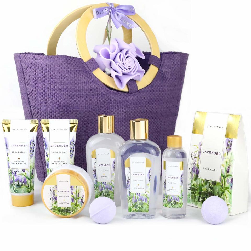 spa gift basket, best gift baskets