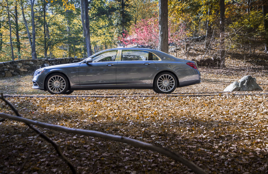 2018 Mercedes-Maybach S560 (credit: Mercedes-Benz)