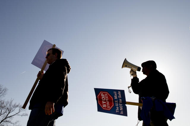 US Postal Service to No Longer Offer Services at Staples