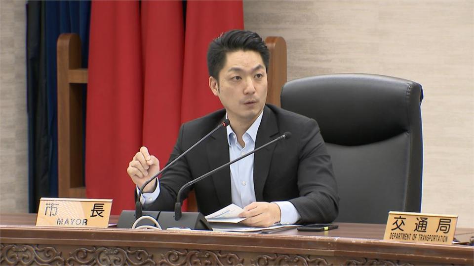 大巨蛋座椅間距僅「一個拳頭」　議員質疑影響逃生