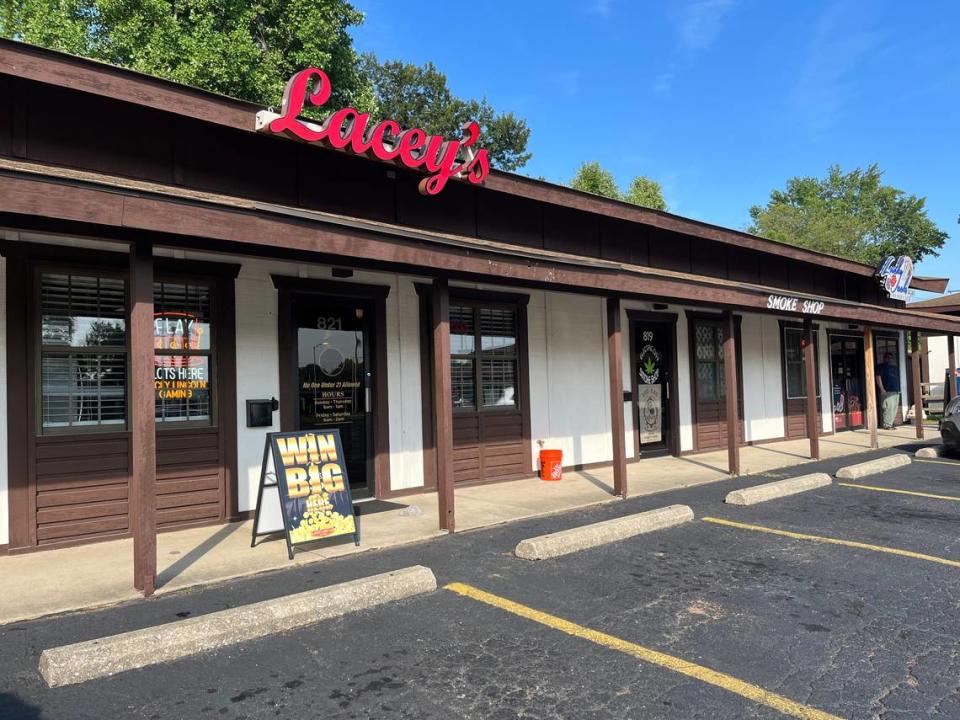 Lacey’s Place, a video-gambling lounge off South Belt West in unincorporated Belleville, is named in a disciplinary complaint filed by the Illinois Gaming Board against Lucky Lincoln Gaming.