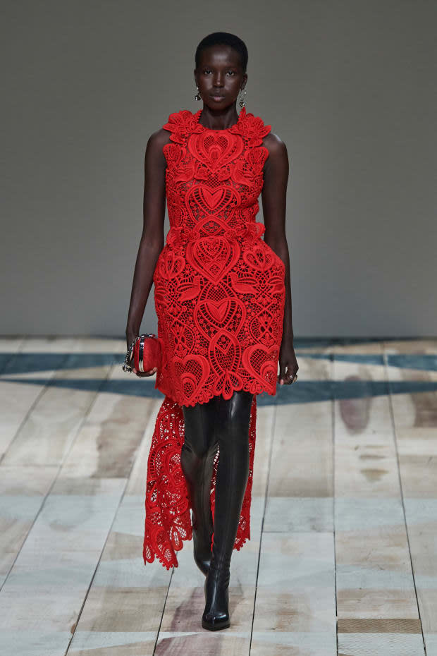 <p>A look from Alexander McQueen's Fall 2020 collection. Photo: Imaxtree</p>