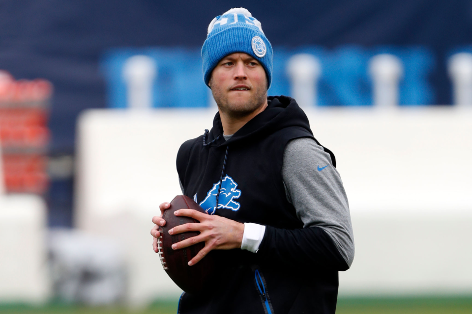 Detroit Lions quarterback Matthew Stafford warms up.