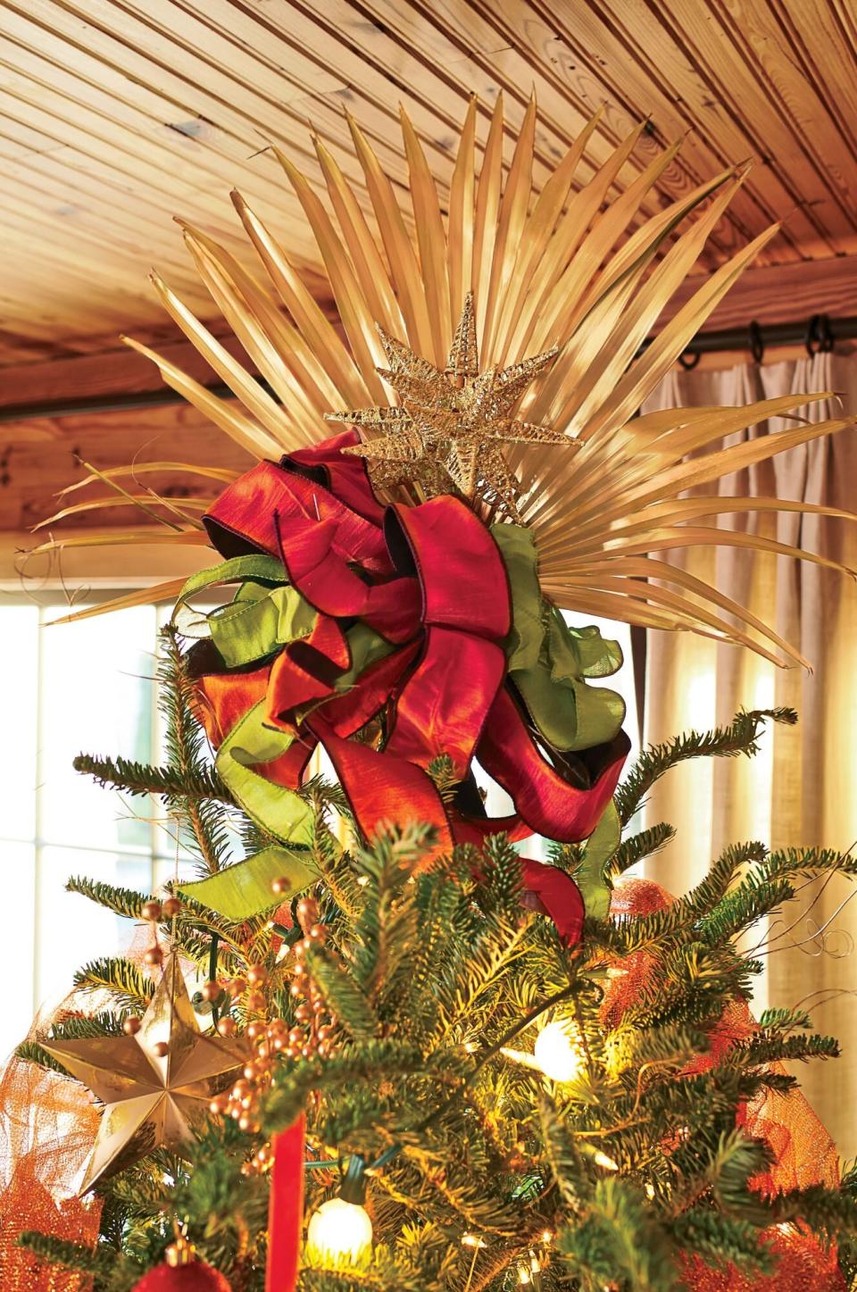Palm Fronds Tree Topper