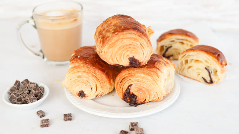 pain au chocolat