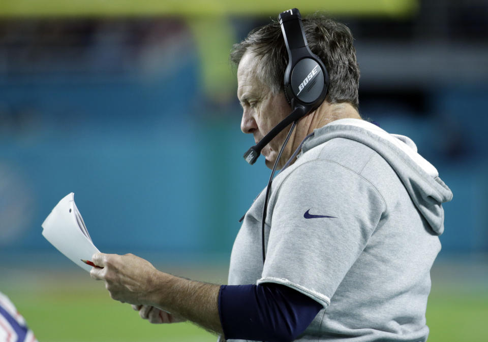 The Patriots looked like dirt last week, but Bill Belichick is on to Pittsburgh (AP/Lynne Sladky)