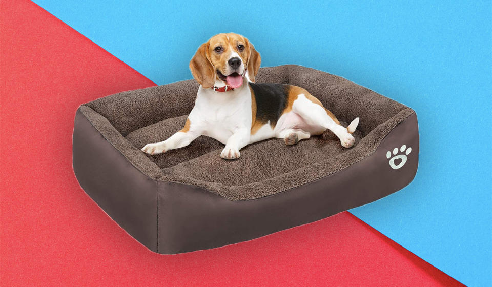 Save 30 percent on this cuddly bed. (Photo: Amazon)