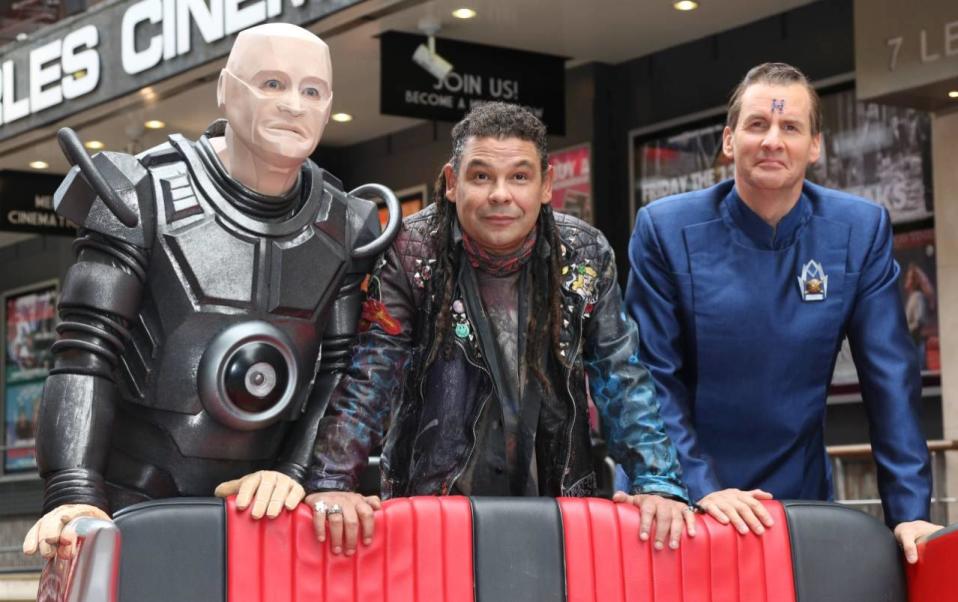 Red Dwarf – Craig Charles Vs. Chris Barrie