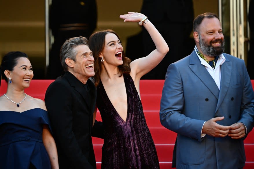 Hong Chau, Willem Dafoe, Emma Stone and director Yorgos Lanthimos.