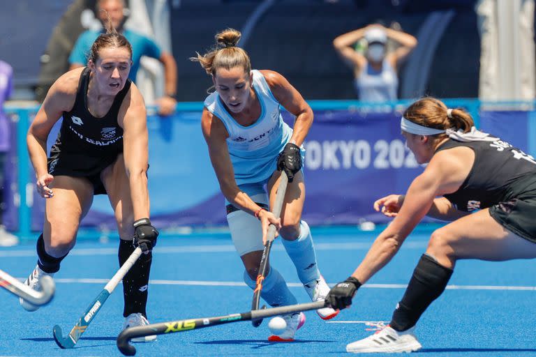 Partido de Hockey entre Argentina y Nueva Zelanda.