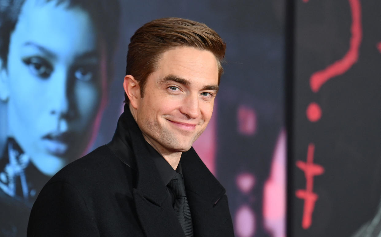 <p>English actor Robert Pattinson arrives for "The Batman" world premiere at Josie Robertson Plaza in New York, March 1, 2022. (Photo by ANGELA WEISS / AFP) (Photo by ANGELA WEISS/AFP via Getty Images)</p>