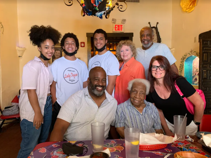 Florence Hamilton of Las Cruces with her son, daughter-in-law, grandchildren and great grandchildren during the summer of 2021.