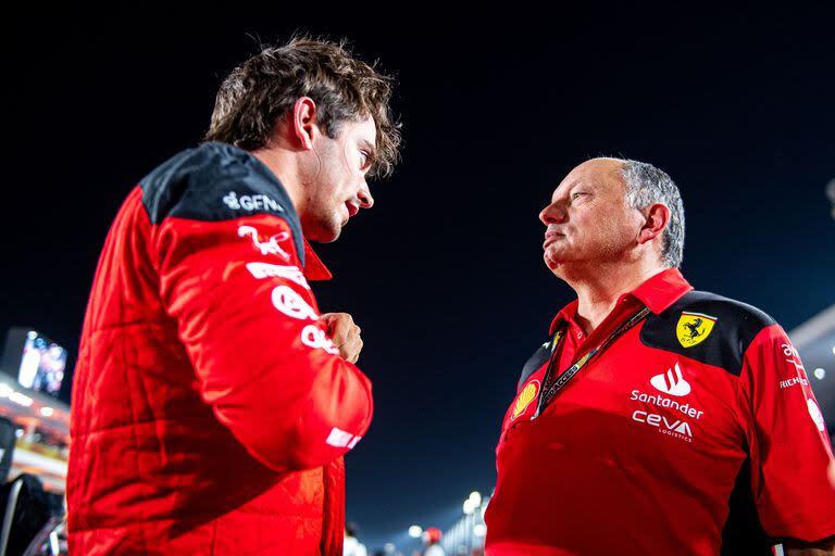 Charles Leclerc y Frederic Vasseur trabajaron juntos cuando el monegasco se consagró campeón en la Fórmula 3, en 2016, con el equipo ART Grand Prix; la presencia del francés motivó a la extensión del vínculo del piloto con la Scuderia