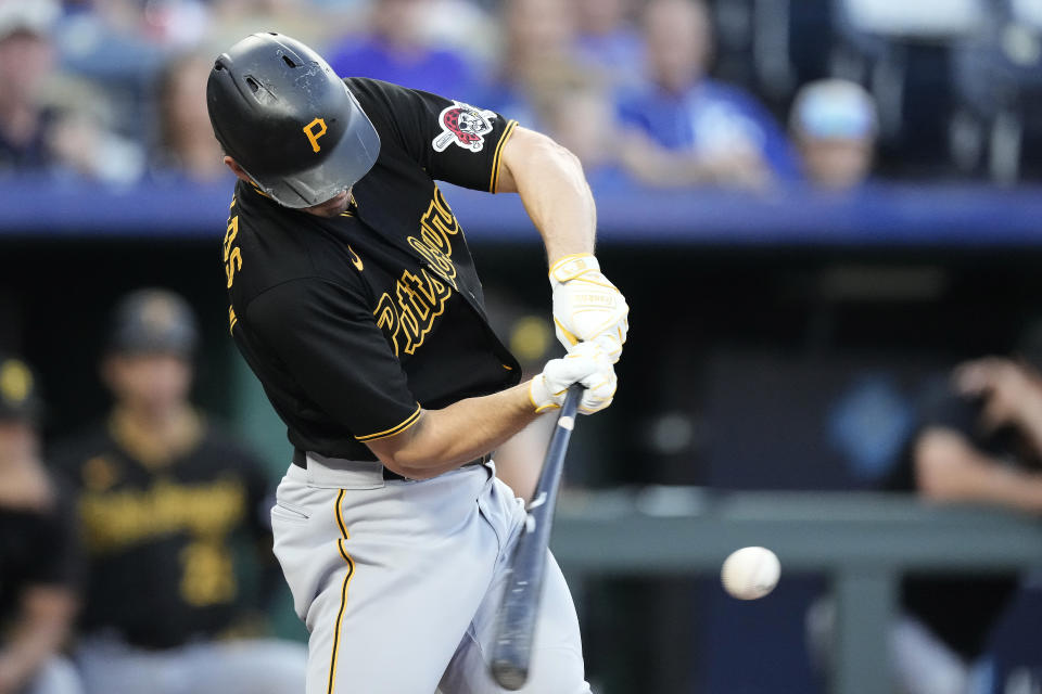Pittsburgh Pirates' Bryan Reynolds hits a solo home run during the first inning of a baseball game against the Kansas City Royals Wednesday, Aug. 30, 2023, in Kansas City, Mo. (AP Photo/Charlie Riedel)