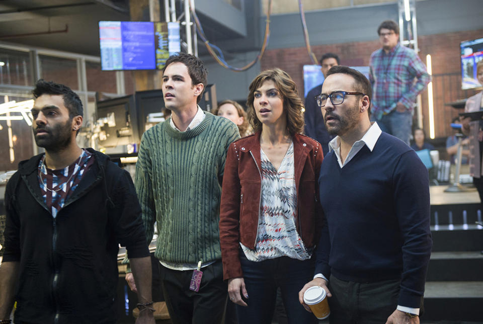 Jake Matthews as Tariq Bakari, Blake Lee as Josh Novak, Natalia Tena as Sara Morton, and Jeremy Piven as Jeffrey Tanner in ‘Wisdom of the Crowd’ (Photo: Diyah Pera/CBS)