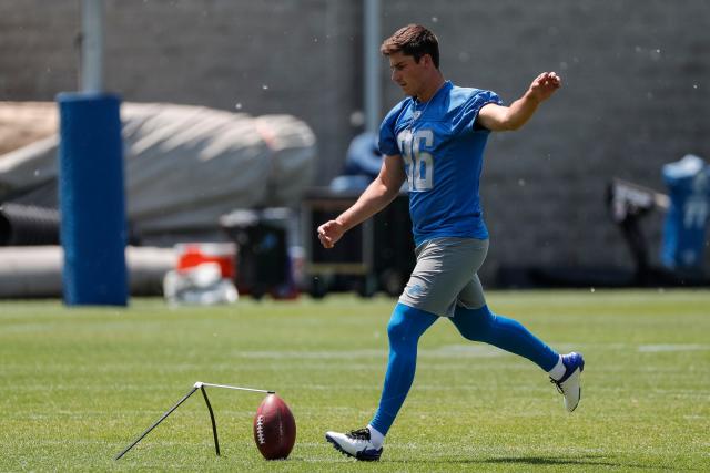 Green Bay Packers vs Detroit Lions Detroit Lions place kicker Michael  Badgley (17) kicks on the