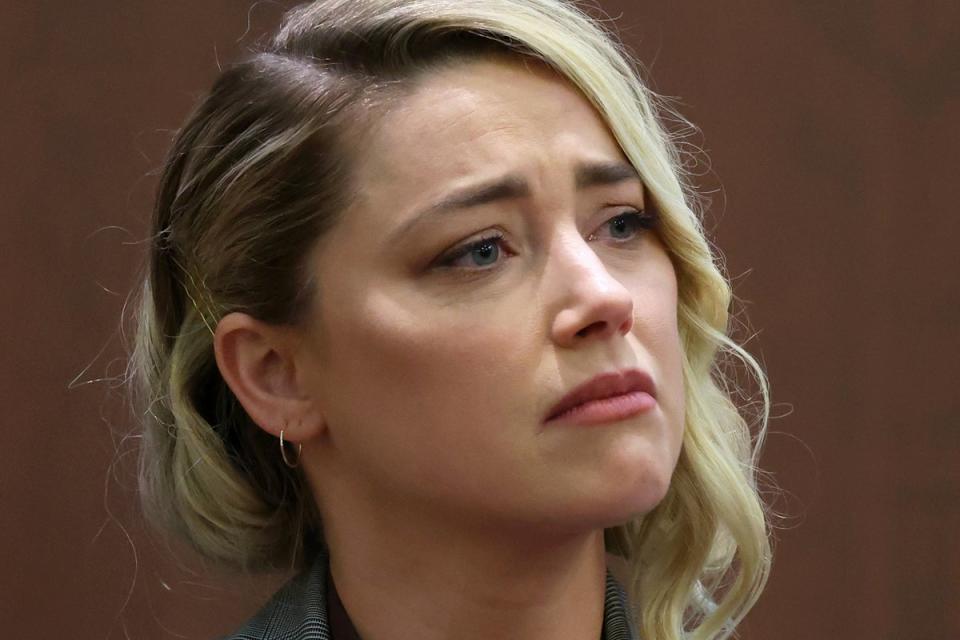 Amber Heard declarando durante el juicio (AP)