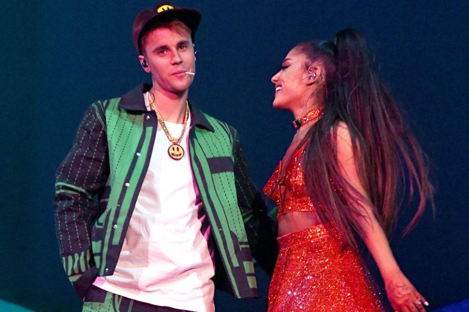 Duet: Justin Bieber on stage with Ariana Grande (Getty Images)