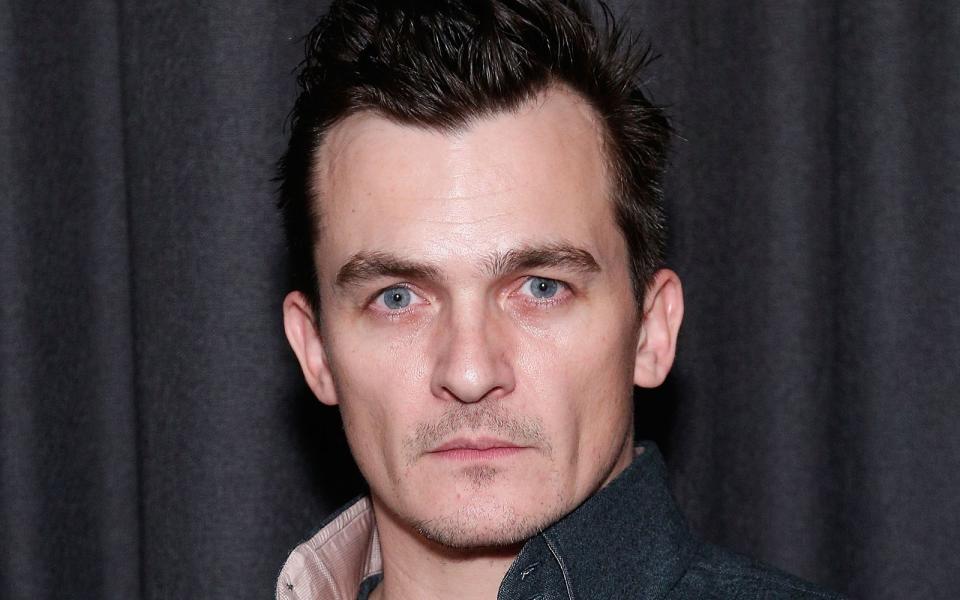 Rupert Friend ist vor allem durch seine Rolle des Peter Quinn in der Agenten-Serie "Homeland" bekannt. Wen er wohl in "Star Wars: Obi-Wan Kenobi" verkörpert? (Bild: 2020 Lars Niki/Getty Images for Eco-Age)