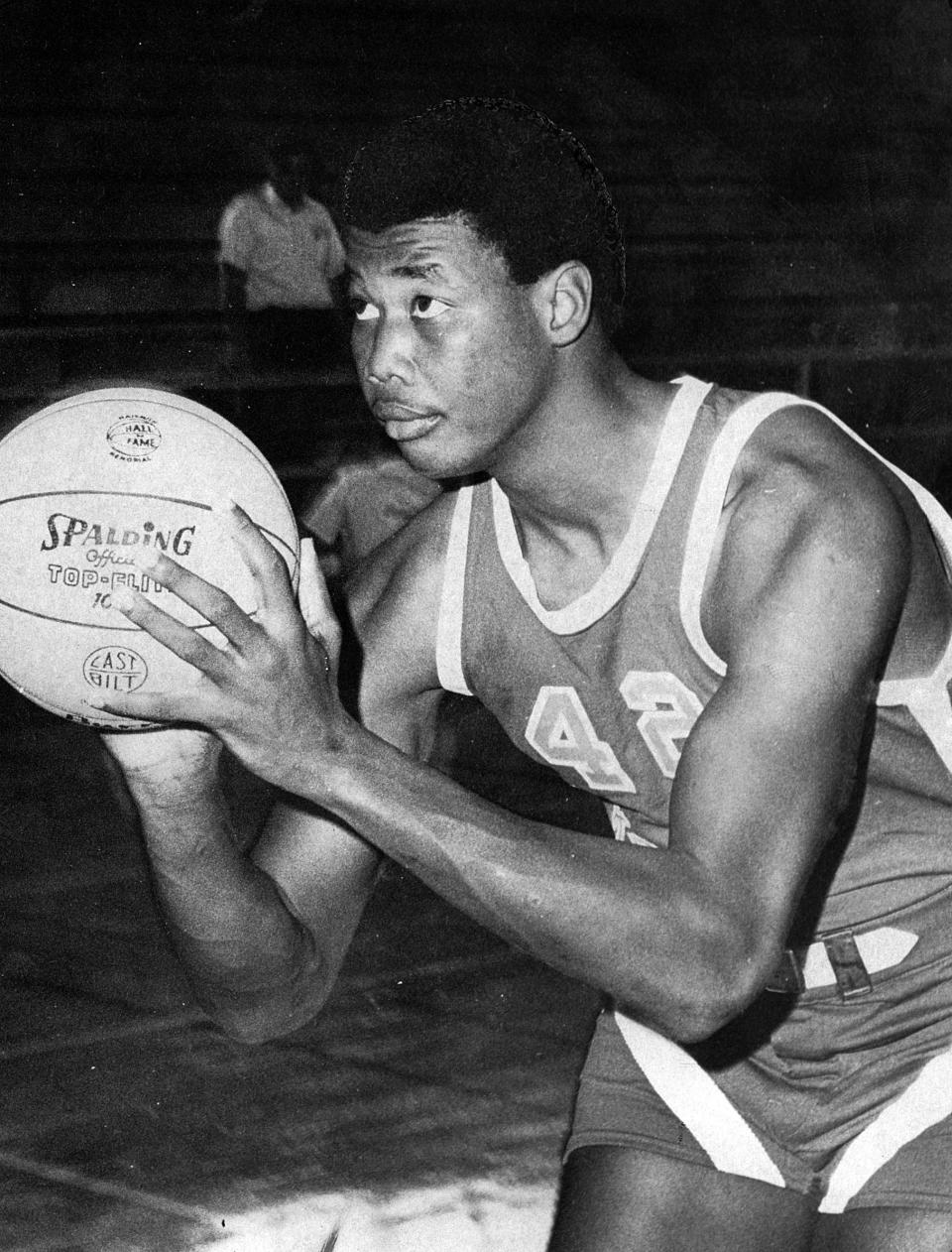 Pembrook Burrows helped Jacksonville University to the Final Four in 1970.