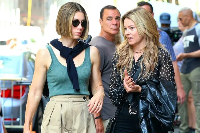 <p>Jose Perez/Bauer-Griffin/GC Images</p> Jessica Biel and Elizabeth Banks