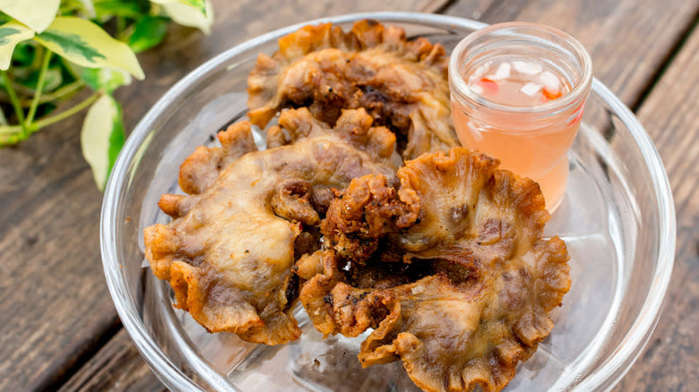 chicharon bulaklak with light sauce