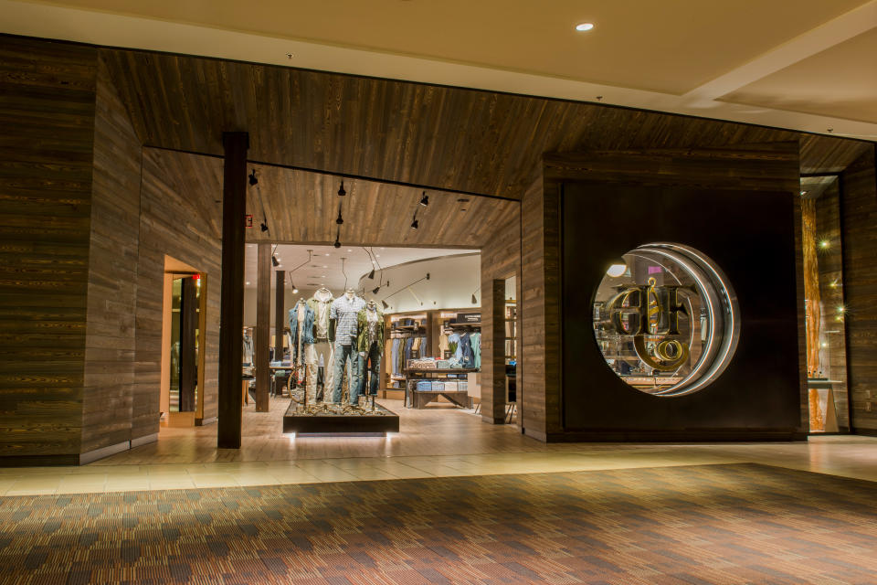 Abercrombie & Fitch Bets On Cool Fitting Rooms to Revive Brand