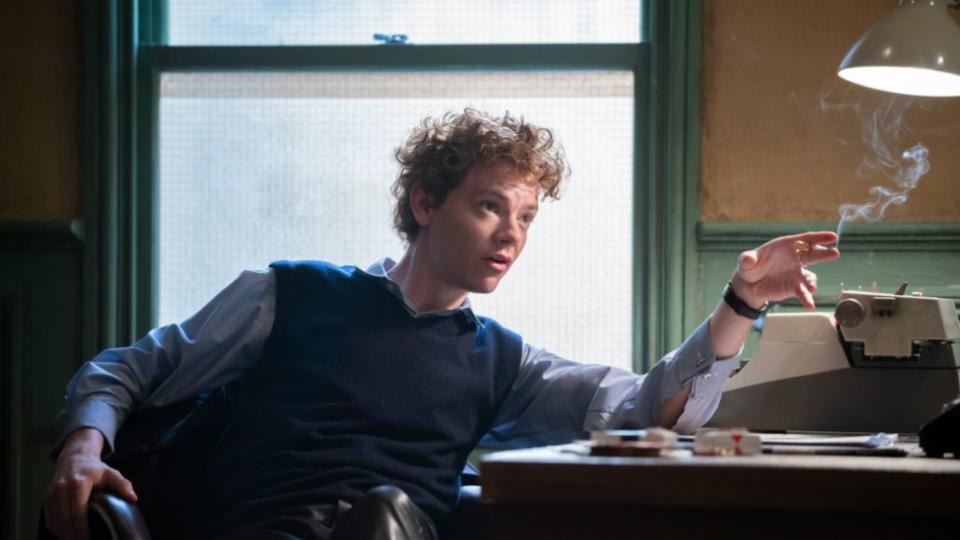 pistol thomas brodie sangster Pistol Review: Danny Boyles FX Series Mostly Succeeds in Capturing the Wild Birth of The Sex Pistols