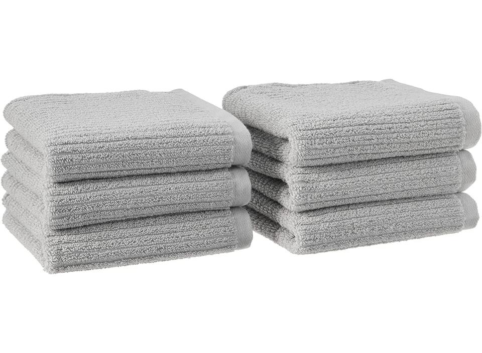 These organic washcloths are a great addition to your planet-friendly bathroom. (Source: Amazon)
