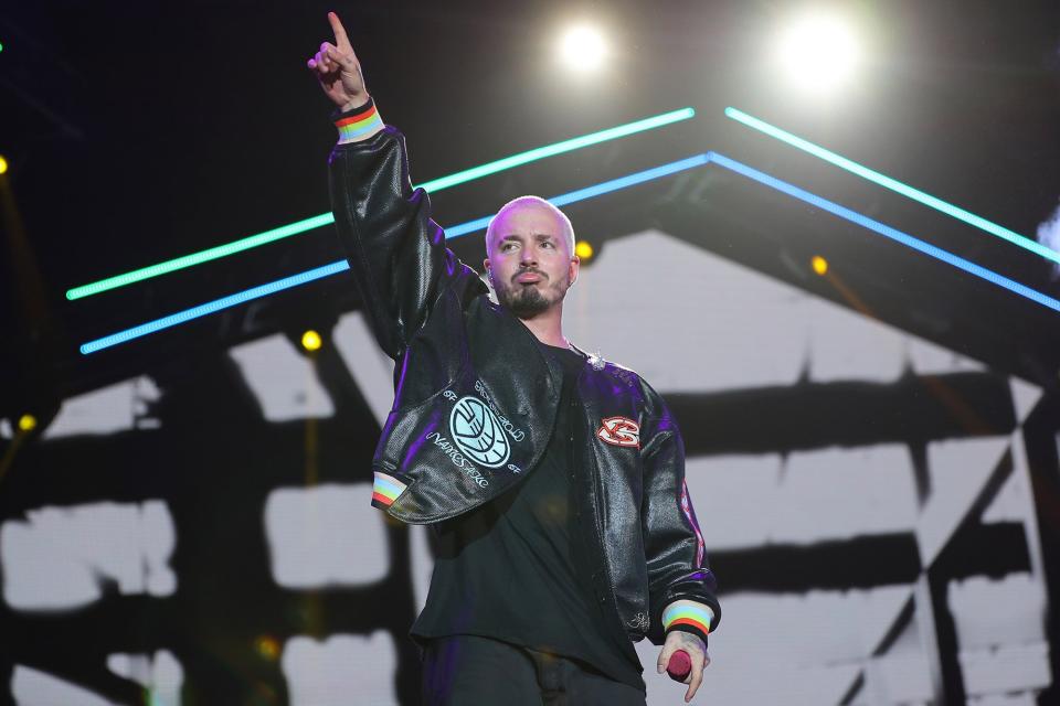 Colombian singer J Balvin performs on stage during the Uforia Latino Mix Live: Dallas at Dos Equis Pavilion on August 5, 2021 in Dallas, Texas