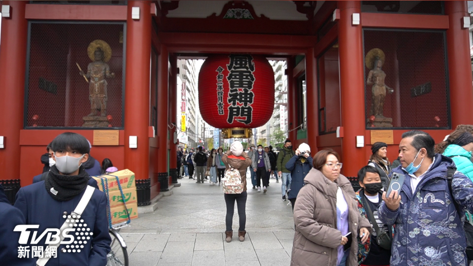 淺草寺風神雷門是所有來到東京的旅客必訪景點。（圖／葉韋辰攝）