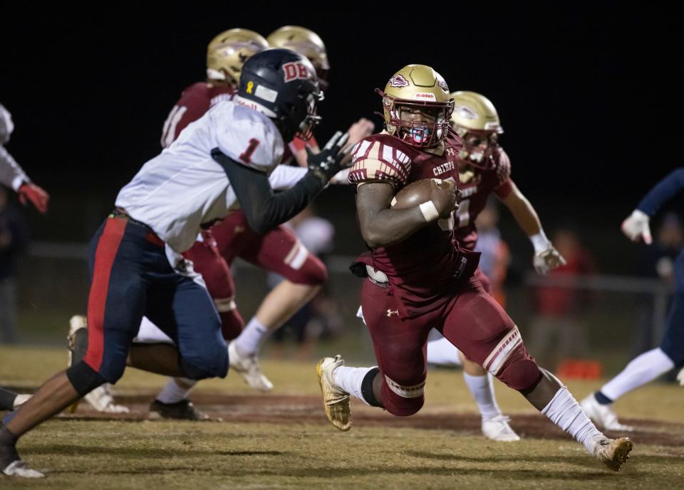 Jamarkus Jefferson (6) carries the ball during the Bozeman vs Northview playoff football game at Northview High School on Friday, Nov. 12, 2021