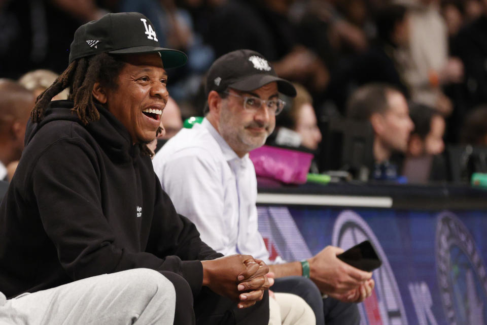 Hov at another basketball game.